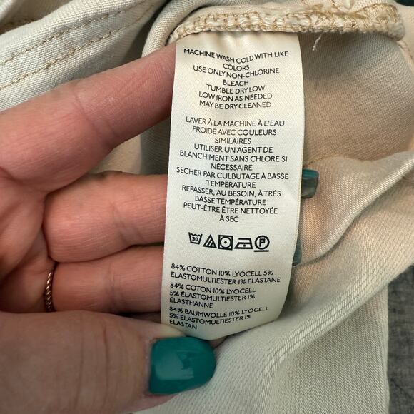 Women's Pilcro Anthropologie Cream Short Sleeve Denim Romper Size 10 - Picture 5 of 8